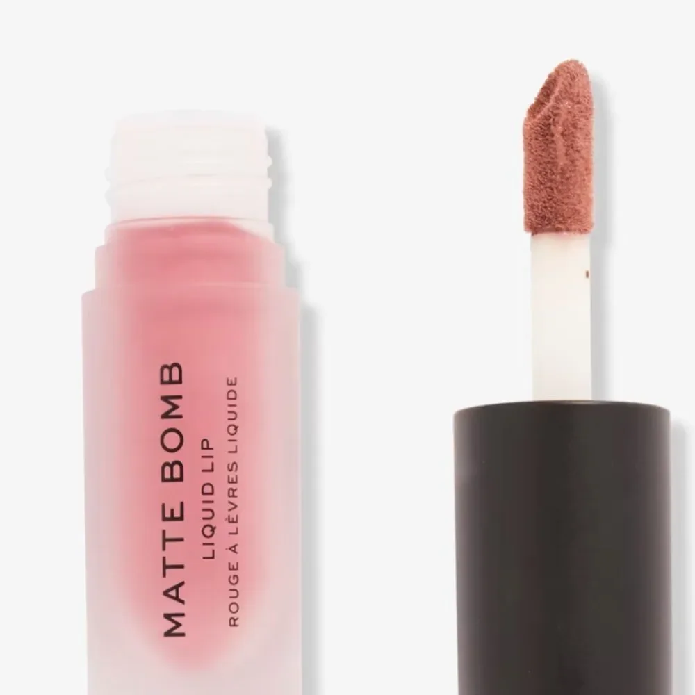 Revolution Beauty Matte Bomb‎ Liquid Lip